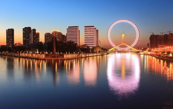 天津，友情、家庭与爱的温馨日常故事