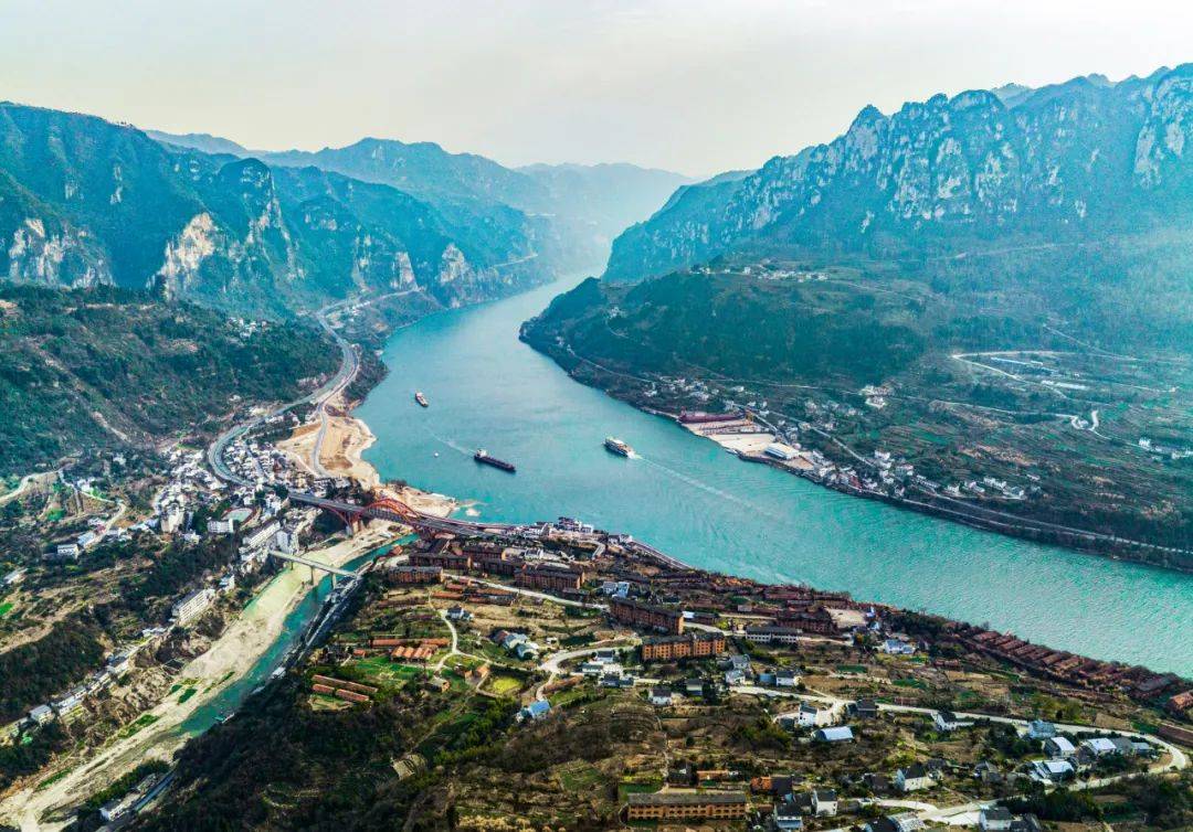 湖北小城阳光时光，欢乐故事录